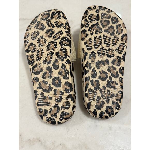 APL Big Logo TechLoom Slides – Leopard Print | Size 6 NEW - Picture 3 of 5
